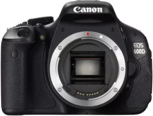 Фотоаппарат Canon EOS 600D Body фото