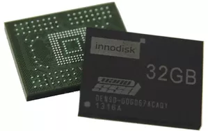 SSD Innodisk 32GB DENSD-16GD06SCADY фото