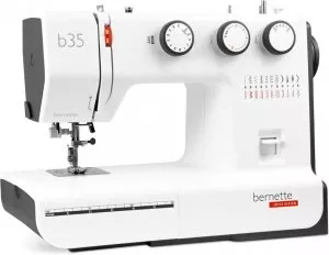 Швейная машина Bernina Bernette B35 фото