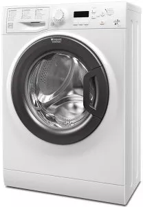 Стиральная машина Hotpoint-Ariston VMUF 501 B фото