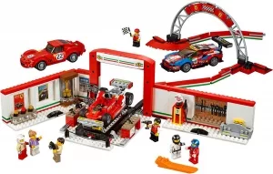 Конструктор Lego Speed Champions 75889 Гараж Ferrari фото