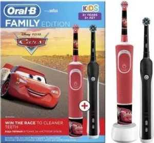 Комплект зубных щеток Braun Oral-B Pro 1 Cross Action и Kids D16.513.1U + D100.410.2K Черный фото