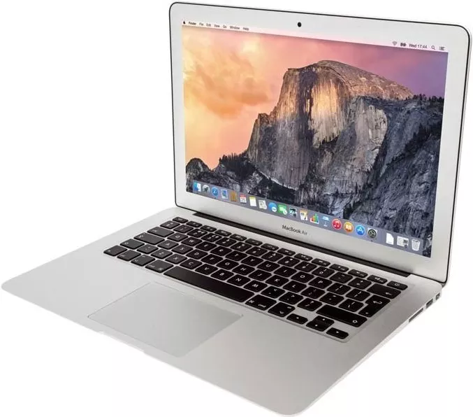 Ультрабук Apple MacBook Air 13 (MQD32) фото 3