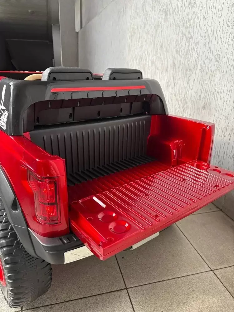 Детский электромобиль Baby Driver  Toyota Tundra J111 (красный глянец) фото