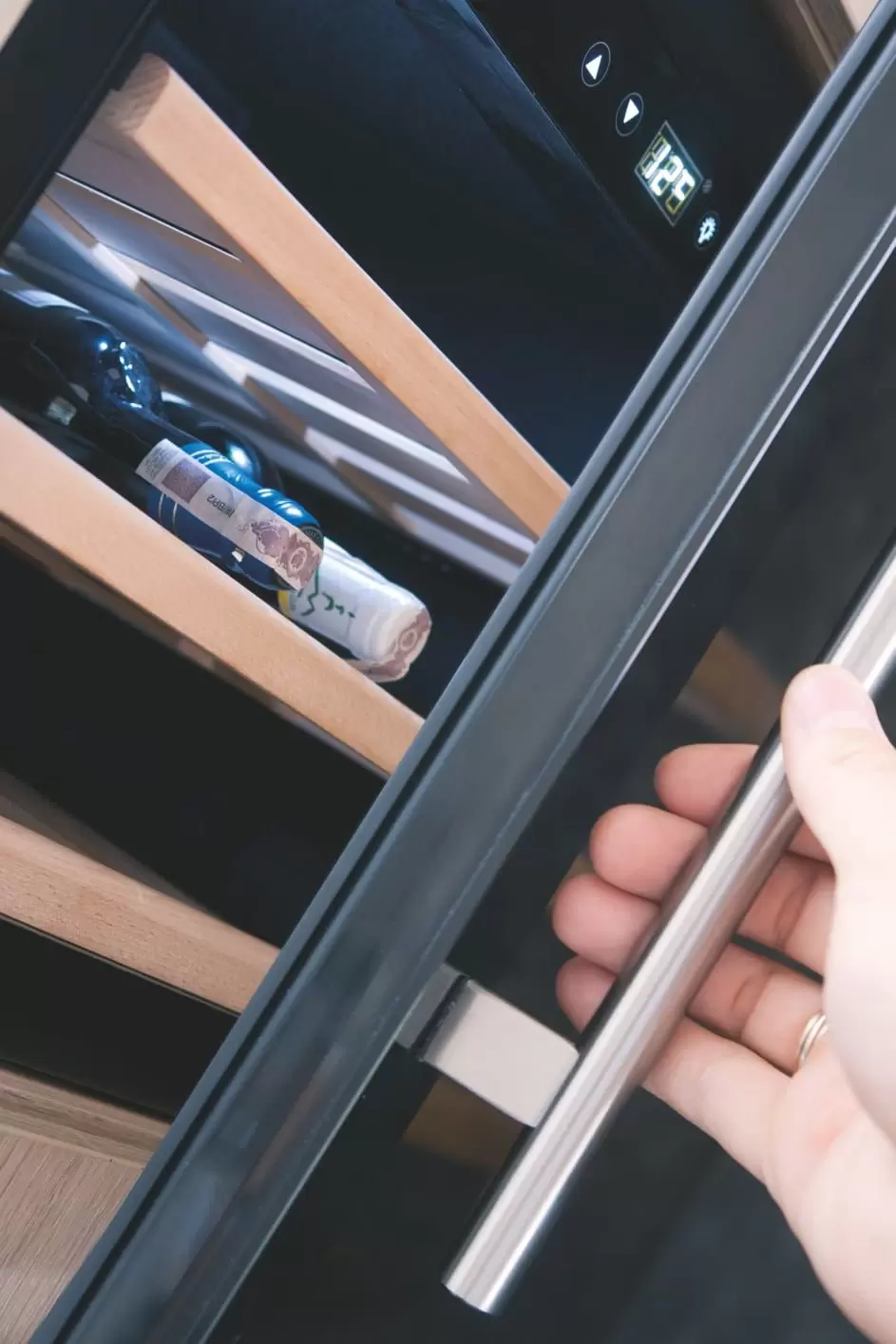 Винный шкаф Berg BRGSW18 фото