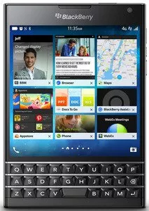 BlackBerry Passport фото