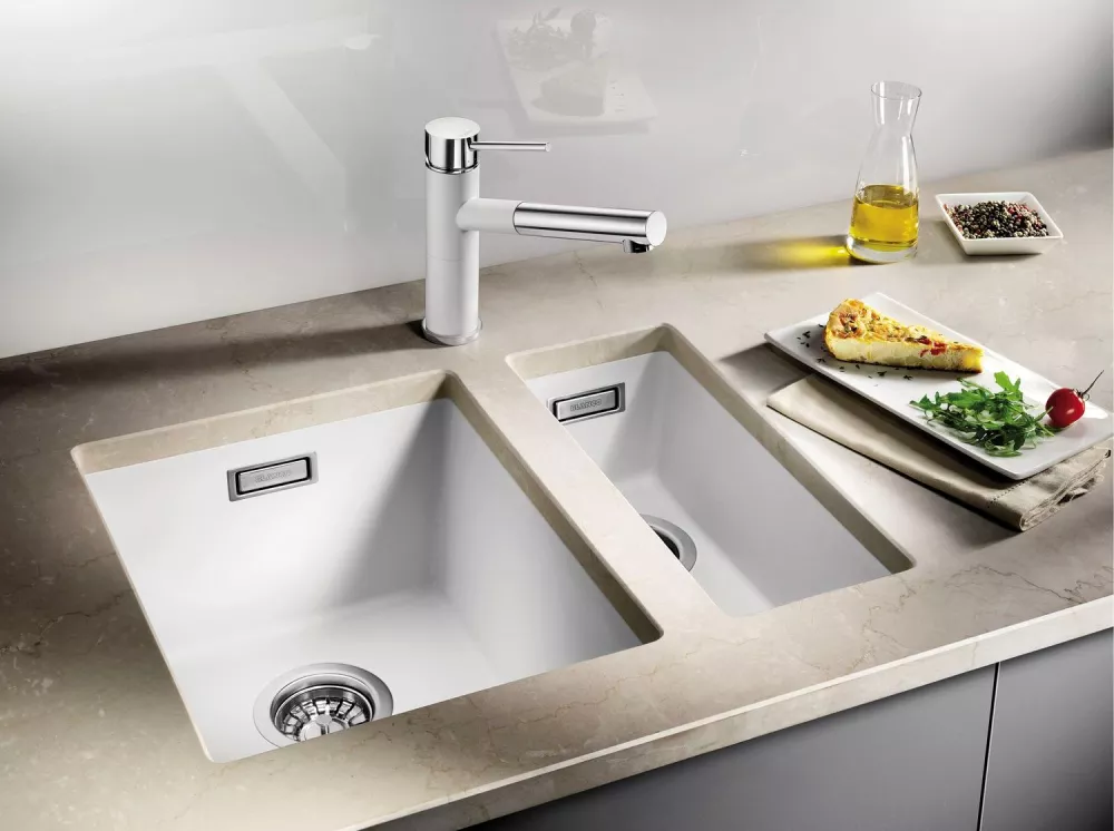 Кухонная мойка Blanco Subline 320-U (мягкий белый) фото