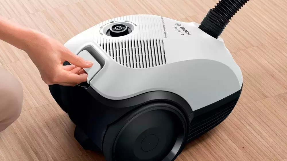 Пылесос Bosch BGLS2WH1H фото