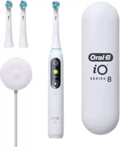 Электрическая зубная щетка Braun Oral-B iO 8 (белый, 3 насадки) фото