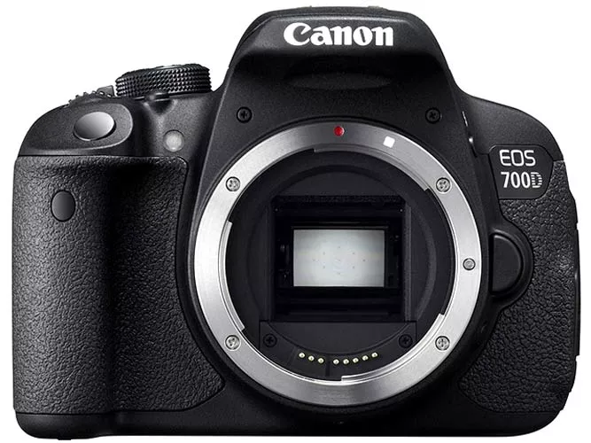Фотоаппарат Canon EOS 700D Body фото