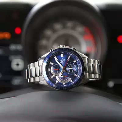 Наручные часы Casio EFV-550D-2AVUEF фото