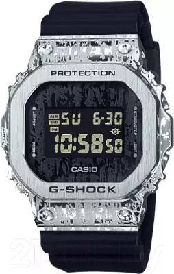 Наручные часы Casio GM-5600GC-1E фото