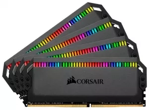 Модуль памяти Corsair CMT64GX4M4C3000C15 фото