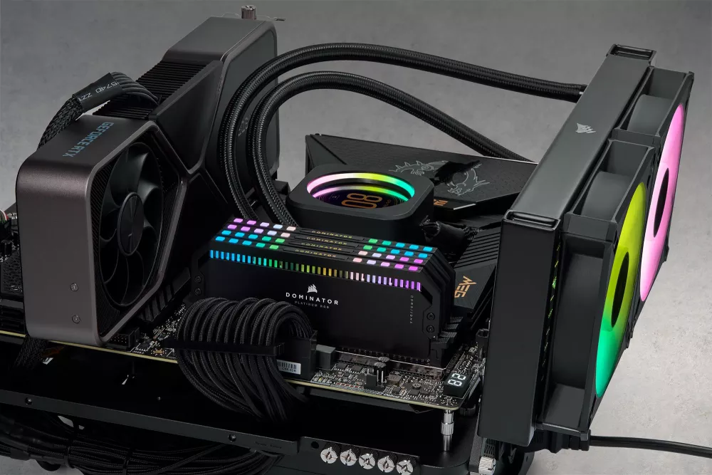 Оперативная память Corsair Dominator Platinum RGB 2x32ГБ DDR5 5200 МГц CMT64GX5M2B5200C40 фото 5