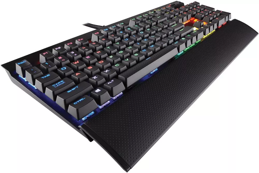 Клавиатура Corsair K70 LUX Cherry MX RGB Red (CH-9101010-RU) фото 8