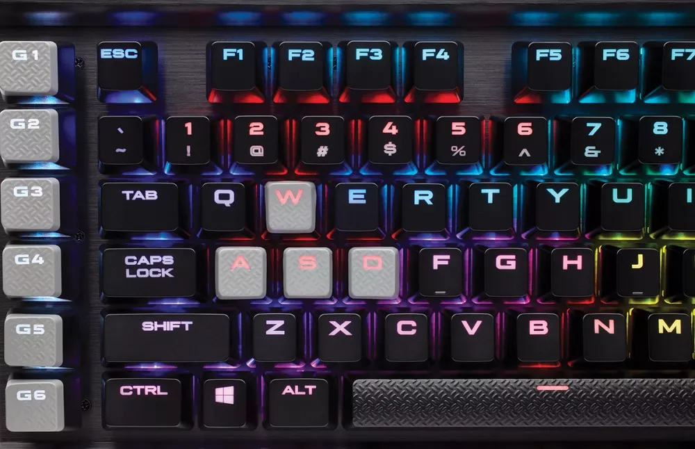 Клавиатура Corsair K95 RGB Platinum (Cherry MX Speed) фото 12
