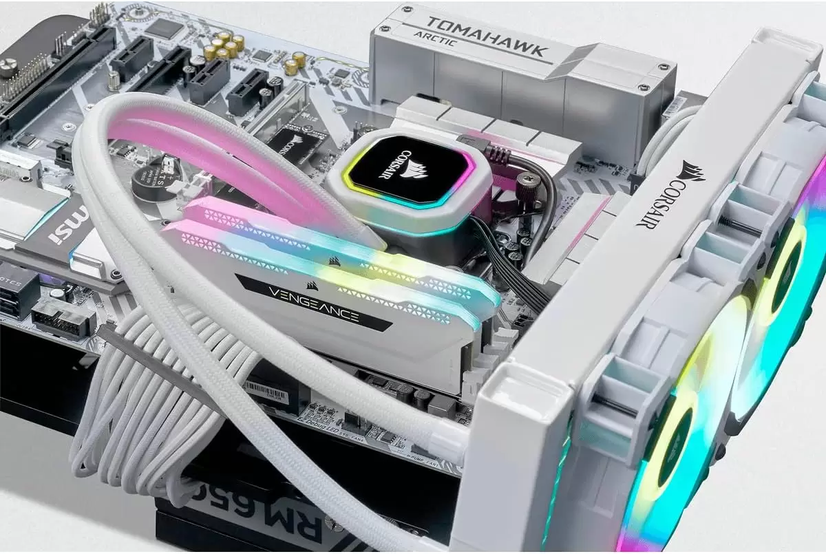 Оперативная память Corsair Vengeance RGB PRO SL 2x8ГБ DDR4 3600 МГц CMH16GX4M2D3600C18W фото 4