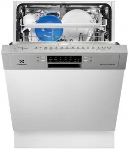 Встраиваемая посудомоечная машина Electrolux ESI6610ROX фото