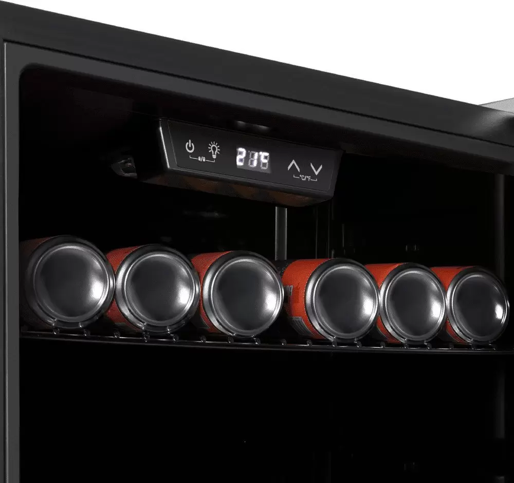 Мини-холодильник MAUNFELD MFWC-85B49 фото