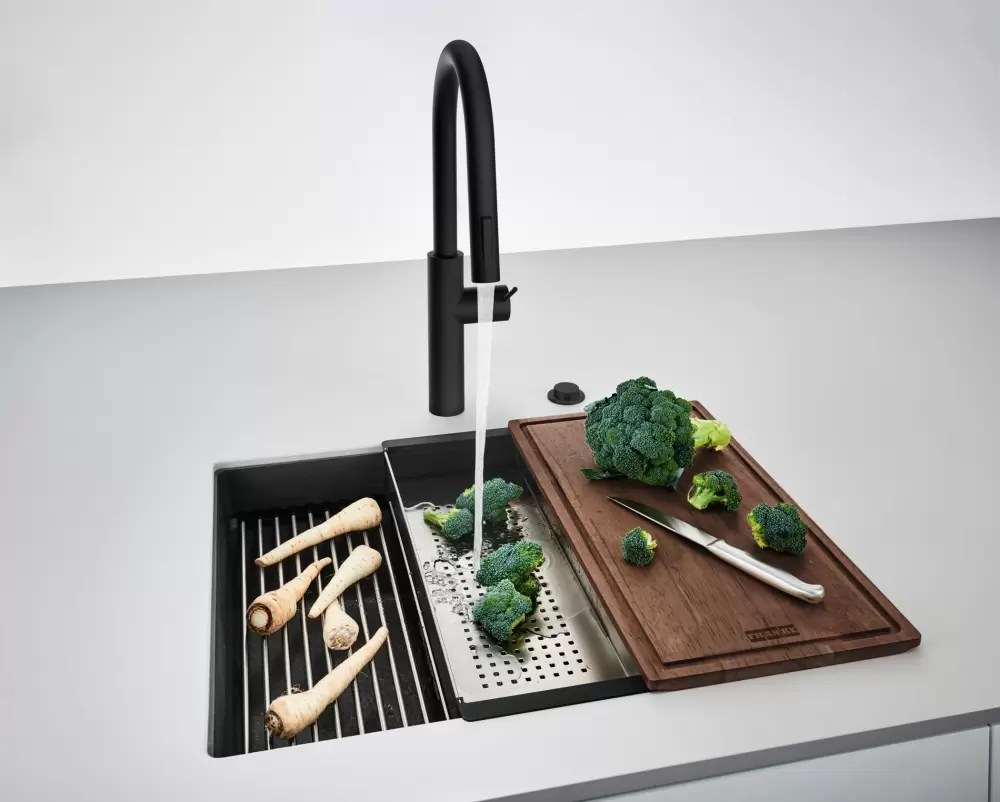 Кухонная мойка Franke Kanon KNG 110-52 (матовый черный, черный слив) фото