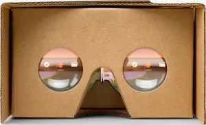 Очки виртуальной реальности Google Cardboard фото