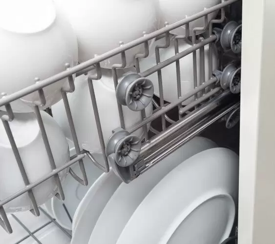 Посудомоечная машина Hansa ZWM627WH фото