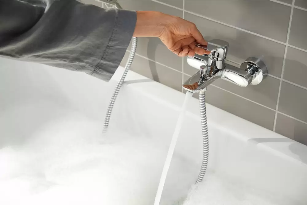 Смеситель Hansgrohe Rebris E 72450000 фото