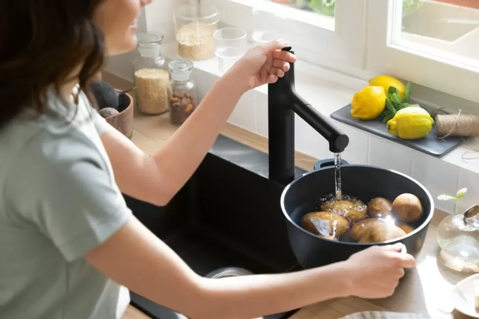 Смеситель Hansgrohe Zesis M33 74804670 фото