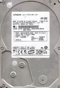 Жесткий диск HGST Deskstar E7K1000 (HDE721064SLA330) 640Gb фото