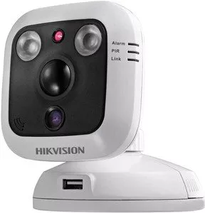 IP-камера Hikvision DS-2CD8464F-EI фото