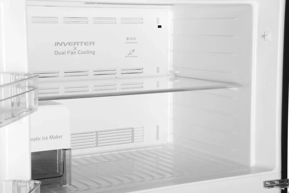 Четырёхдверный холодильник Hitachi R-W660PUC7XGS фото