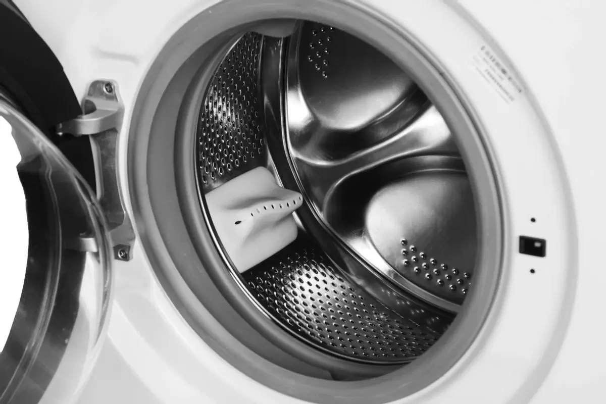 Стиральная машина Hotpoint WSH 8291 VWX фото
