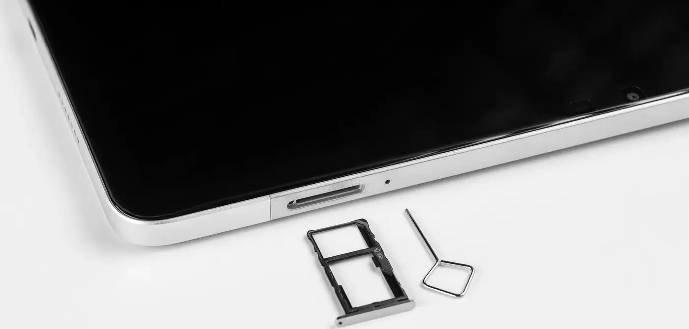 Планшет Horizont H-Tab 1+ 8GB/128GB LTE (серебристый) фото