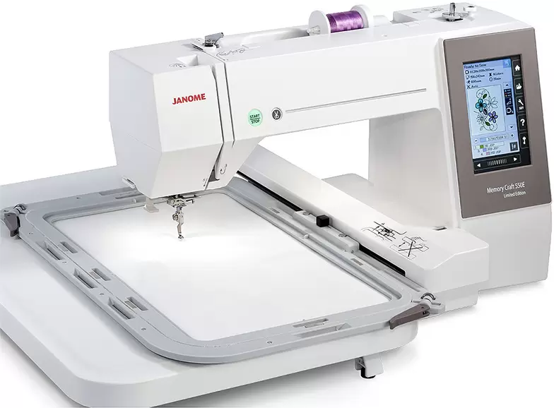 Вышивальная машина Janome Memory Craft 550E фото