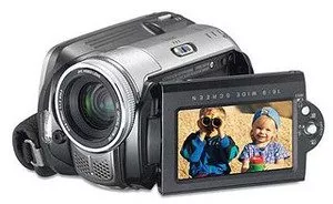 Цифровая видеокамера JVC GZ-MG77 фото