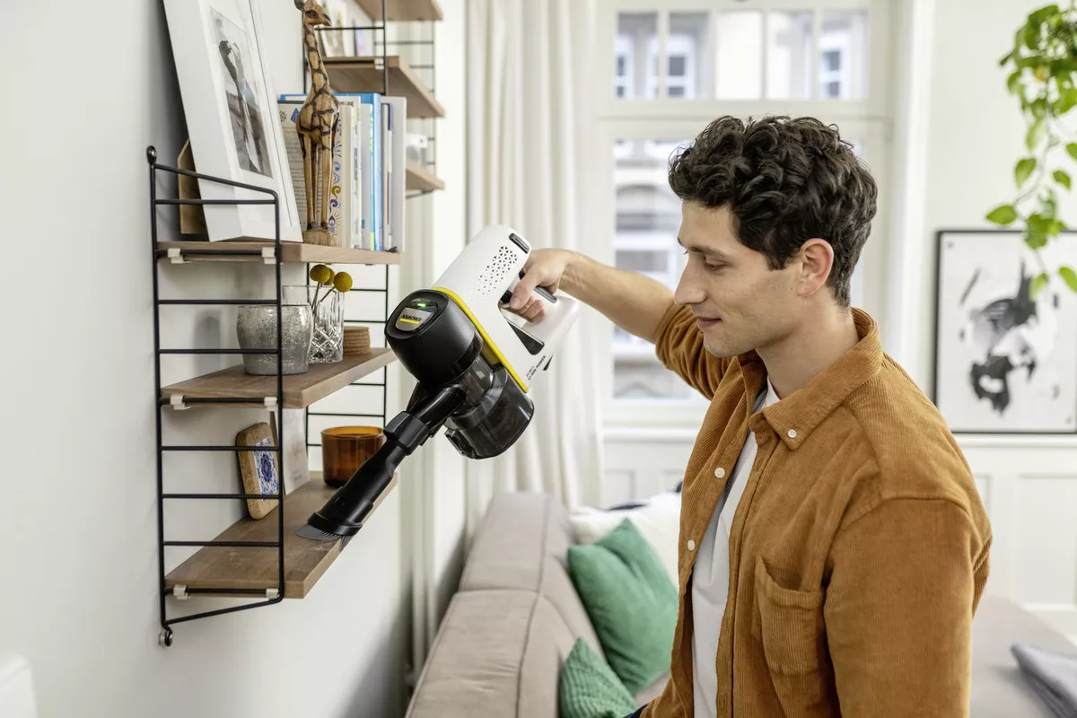 Пылесос Karcher VC 4 Cordless MyHome Pet (1.198-633.0) фото 2
