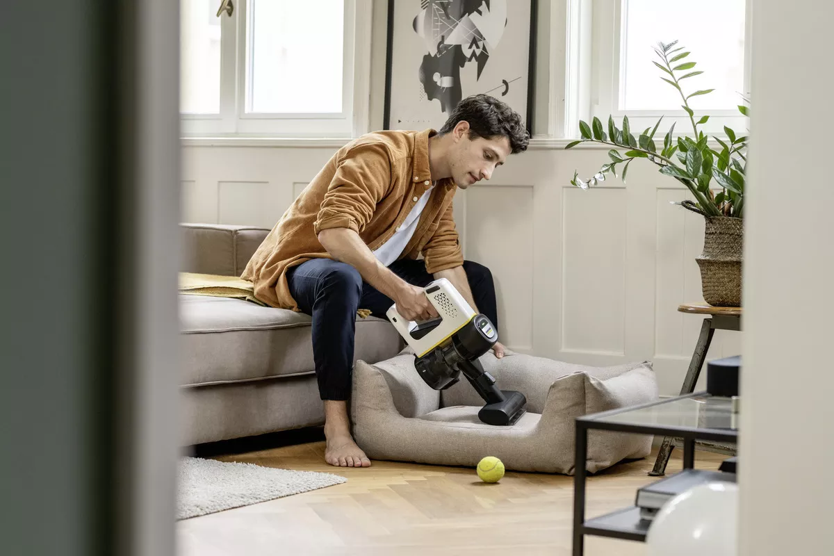 Пылесос Karcher VC 4 Cordless MyHome Pet (1.198-633.0) фото 3