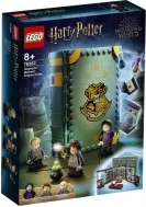 Конструктор LEGO Harry Potter 76383 Учеба в Хогвартсе: Урок зельеварения фото