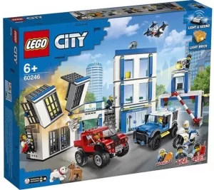 Конструктор Lego City 60246 Полицейский участок фото