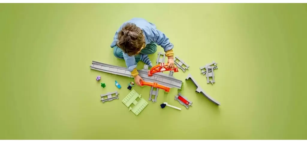 Конструктор Lego Duplo 10426 Железнодорожный мост и пути Peppa Pig фото