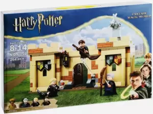 Конструктор LEGO Harry Potter 76395 Хогвартс: первый урок полетов фото