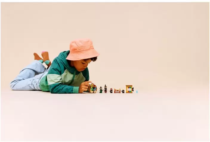 Конструктор Lego Harry Potter 76460 Замок Хогвартс: Церемония Распределяющей Шляпы фото