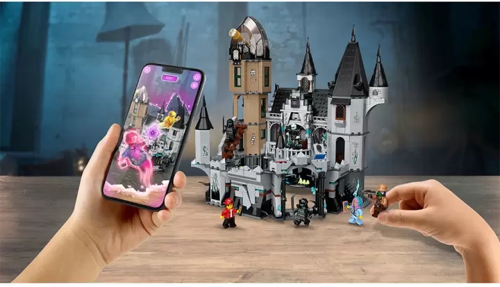 Конструктор Lego Hidden Side 70437 Заколдованный замок фото