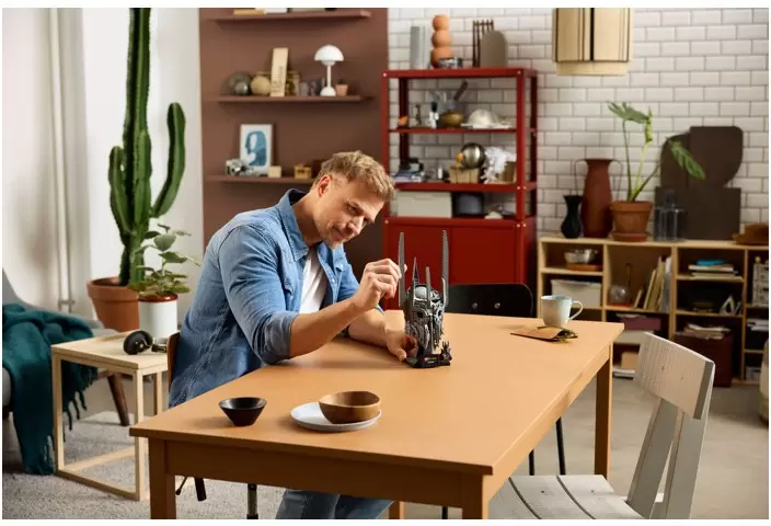 Конструктор Lego Icons 11373 Властелин колец: Бюст Саурона фото 6