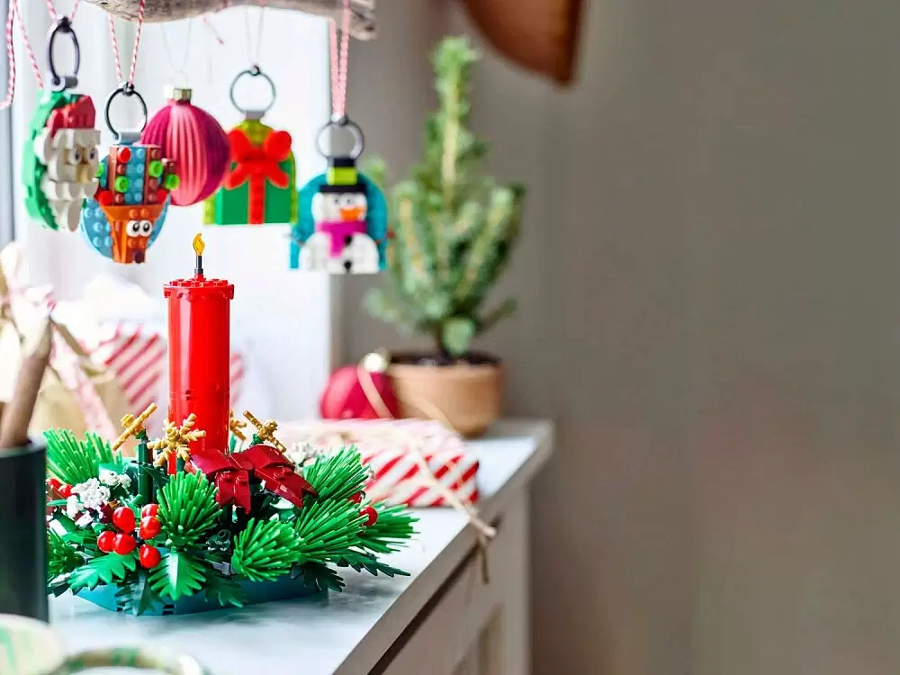 Конструктор Lego Icons 40744: Набор рождественских игрушек фото