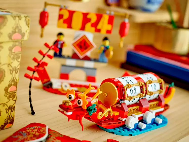 Конструктор Lego Other 40678 Календарь фестивалей фото