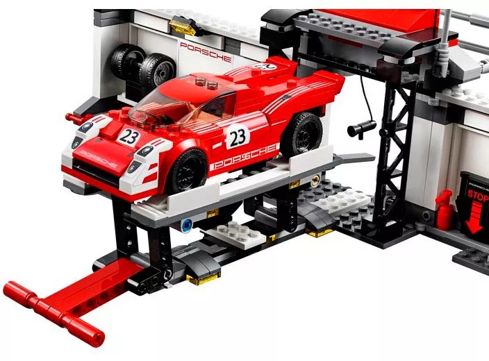 Конструктор Lego Speed Champions 75876 Porsche 919 Hybrid and 917K Pit Lane фото 4