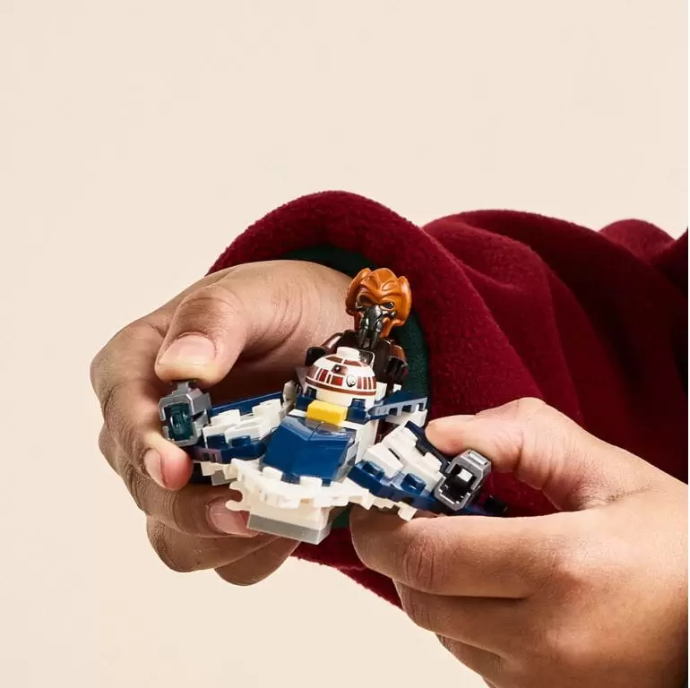 Конструктор Lego Star Wars 75400 Звездный истребитель Пло Куна фото