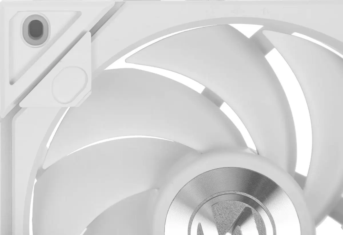 Вентилятор для корпуса Lian Li Uni Fan TL 120 Wireless G99.12TL1W1W.R0 фото