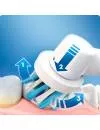 Электрическая зубная щетка Braun Oral-B Pro 770 3D White D16.524.U фото 3